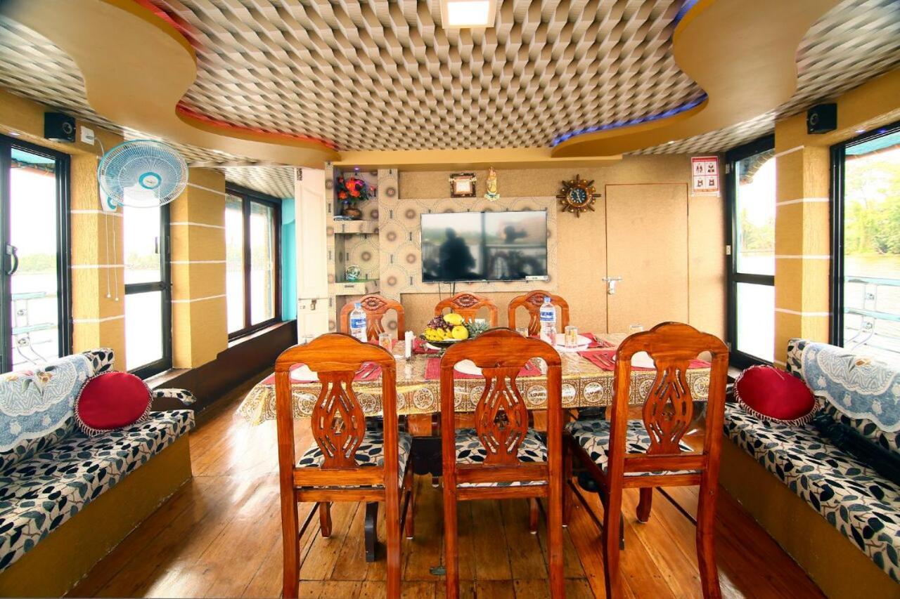 马拉利库兰 Marari Houseboat酒店 外观 照片