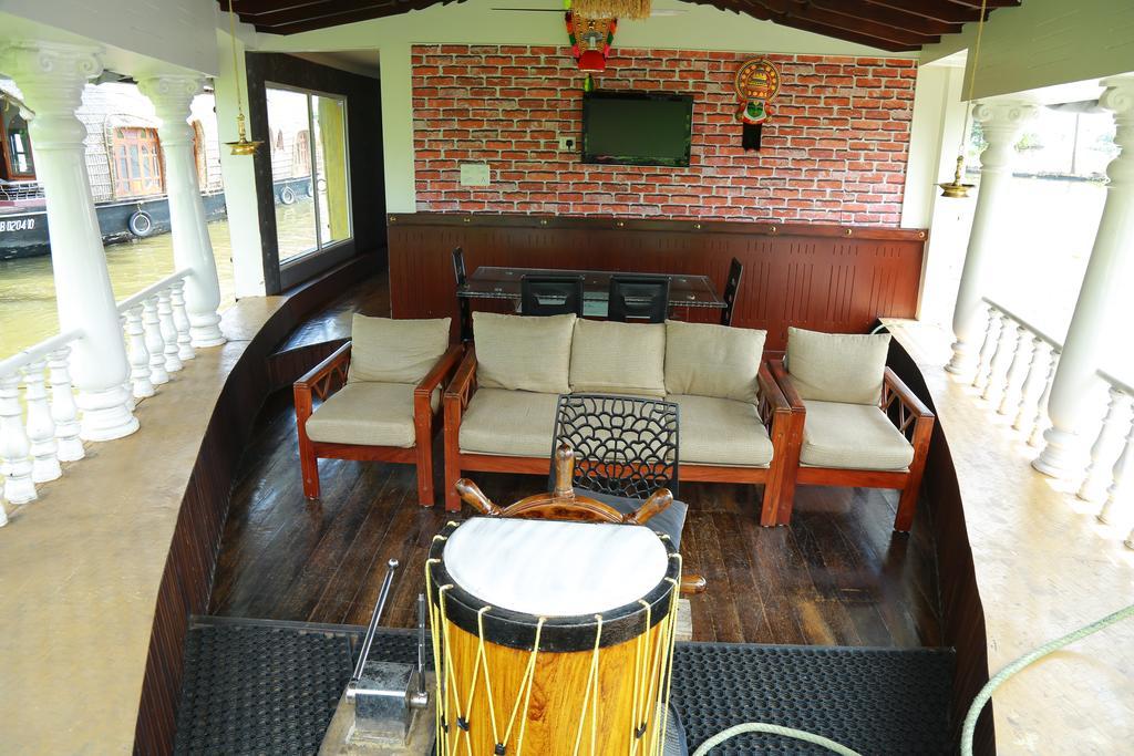 马拉利库兰 Marari Houseboat酒店 客房 照片